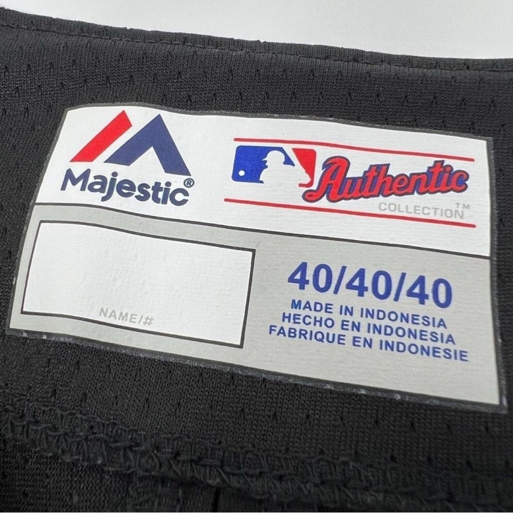 Majestic Black and Gold Pirates Men's Jersey - Picture 4 of 8